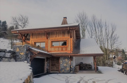 Morillon Ski Chalet | Luxury chalet with swimming pool in a private setting, 400 m from the Cablecar.