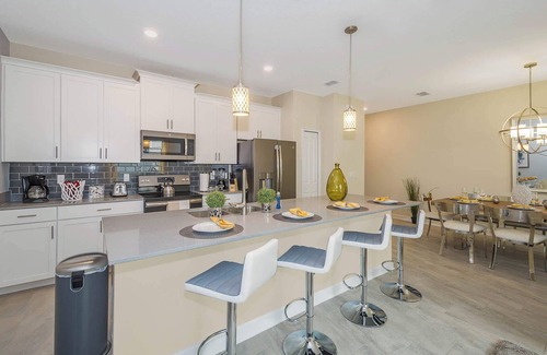 Davenport House | Luxury ChampionsGate Townhouse near Disney with Private Pool & Resort Access