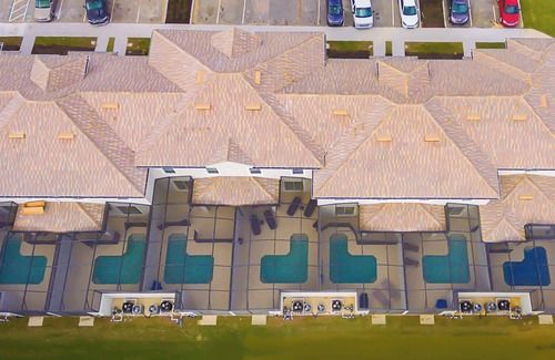 Davenport House | Luxury ChampionsGate Townhouse near Disney with Private Pool & Resort Access