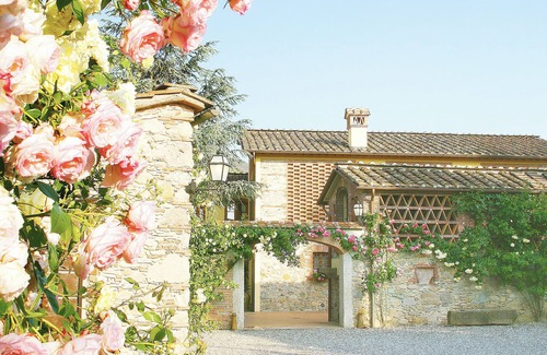 Badia Cantignano Villa | Luxury Comfortable Villa with Air Conditioning