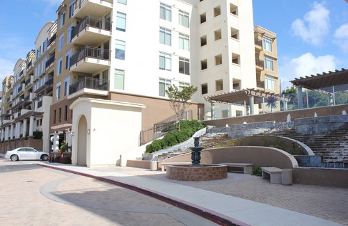 Renaissance Ter Condo | Luxury Condo-Beach, Ocean, Harbor Views+Bikes&Boogie Boards