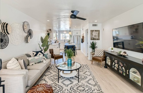 Southwest Village Condo | Luxury Condo in Old Town Scottsdale