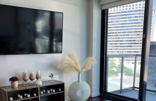 Lenox Condo | LUXURY CONDO IN THE HEART OF BUCKHEAD