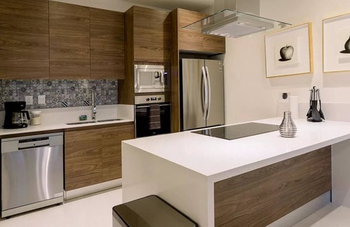 El Tezal Condo | Luxury Condo Near the Beach w/Access to Pool and Gym