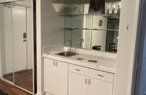 Winchester Apartment | Luxury condo near the strip