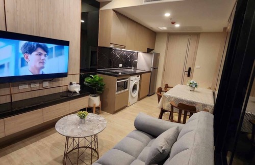 Pratumnak Hill Condo | LUXURY CONDO The Panora Pattaya : 5 MINS WALK TO THE PRATUMNAK BEACH