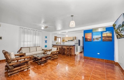 Mancora Condo | Luxury Condo w/AC & Kitchen + 2 Pools near Mancora Beach