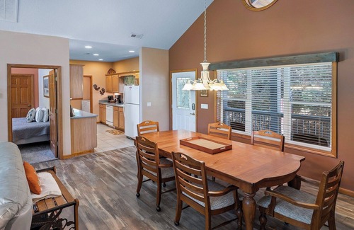 Whittier Condo | Luxury Condo w/Resort Golf Course View, Washer & Dryer, Amenities, Easy Access!
