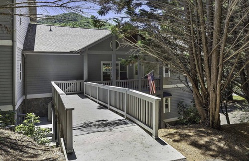 Whittier Condo | Luxury Condo w/Resort Golf Course View, Washer & Dryer, Amenities, Easy Access!