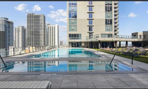 Downtown Miami Apartment | Luxury Condo with wonderful views near Kaseya Center 3br and studio available
