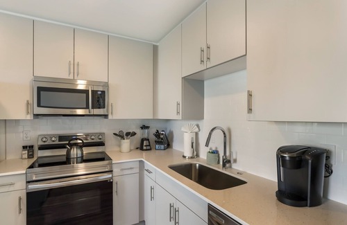 North Trail Condo | Luxury Condo with Xtra Large Patio & Pool Views
