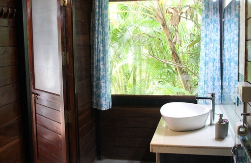 Morjim Cabin | Luxury cottage in a lush green-50 meters from Morjim beach