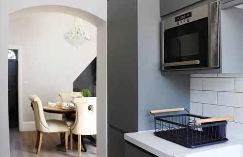 Chester Cottage | Luxury cottage in city walls