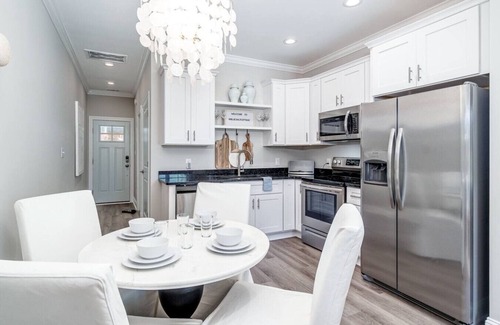 Morehead City Apartment | Luxury Cottage Just 2 Blocks from Downtown Morehead City