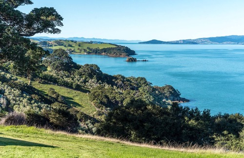 Omiha Cottage | Luxury Cottages on Private Coastal Estate, Hot Tub, Fire Pit, Beach Access