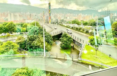 Guayabal Apartment | Luxury & cozy loft near Poblado - KingBed