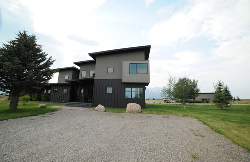Jackson Hole House | Luxury Custom Built Home North of Town