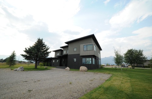 Jackson Hole House | Luxury Custom Built Home North of Town