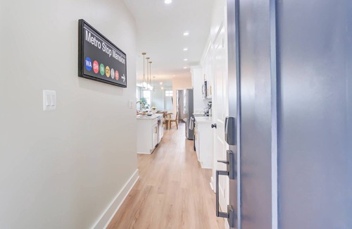 Park View Apartment | Luxury DC-Themed 6BR + Parking | 2 Blocks to Metro