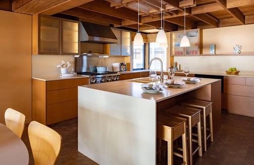 Del Mar House | Luxury Del Mar Beach House w/Large Deck & Spa