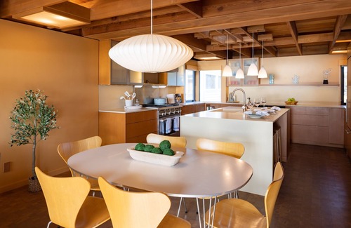 Del Mar House | Luxury Del Mar Beach House w/Large Deck & Spa