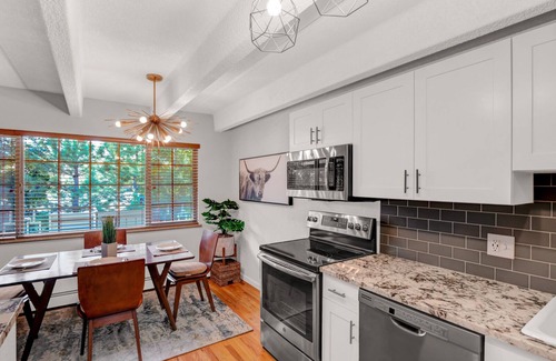 Speer Condo | Luxury Denver Condo West Wash Park! 1 designated parking.