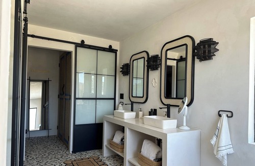 Morongo Valley House | Luxury desert architectural ranch, close to Palm Springs & Joshua Tree