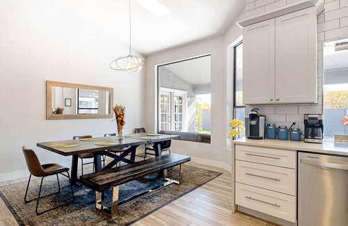 Arabian Crest House | Luxury desert stay with pool, grill, unique soaking tub, pool table, W/D, & AC