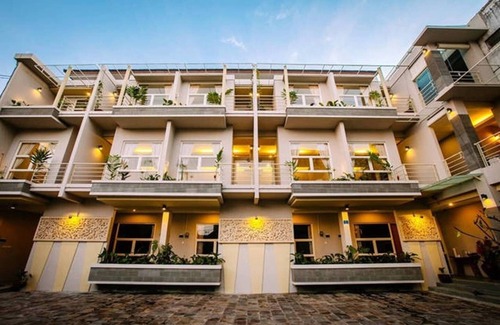Pemecutan Kelod Apartment | Luxury design studio in the center 8