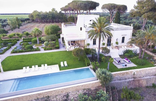 Campi Salentina Villa | Luxury designer Villa with infinity pool, gorgeous views in heart of Puglia