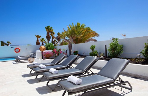 Los Mojones Villa | Luxury Detached Private Villa with Heated Private Pool