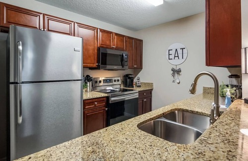 Clermont Apartment | Luxury Downtown Clermont Suite 857