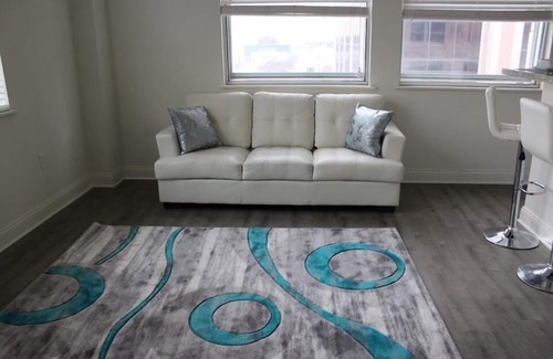 Old Northside Condo | Luxury downtown condominium near the circle.