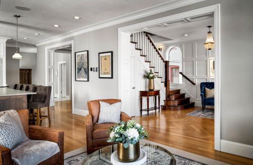 Downtown Salt Lake City House | Luxury Downtown Retreat 4br W Hot Tub & Views