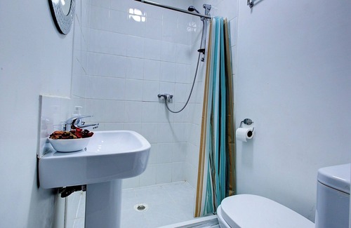 Brixton Hill Apartment | Luxury Ensuite Double Room close to Central London