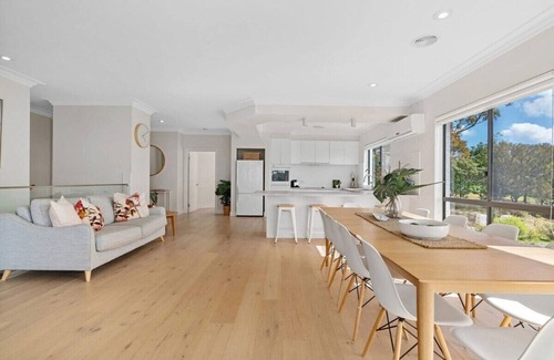 Mount Martha House | Luxury Entertainer - Bay Views, Infinity Pool