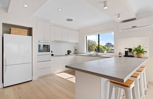 Mount Martha House | Luxury Entertainer - Bay Views, Infinity Pool
