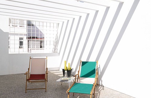 Santa Cruz de Tenerife Villa | Luxury modernist design townhouse with garden