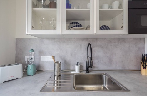 Vecindario Apartment | Luxury Workfriendly Home - Far Ocean Views