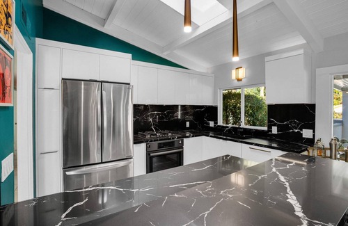 Sunmor House | Luxury Escapade w/Pool, Hot Tub & Mountain Views