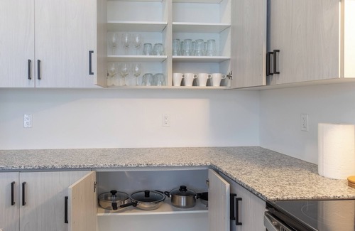 Vaughan House | Luxury Escape Near Canada’s Wonderland | Prime Location