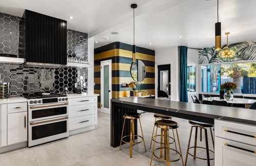 Little Tuscany House | Luxury Estate with Pool in Palm Springs