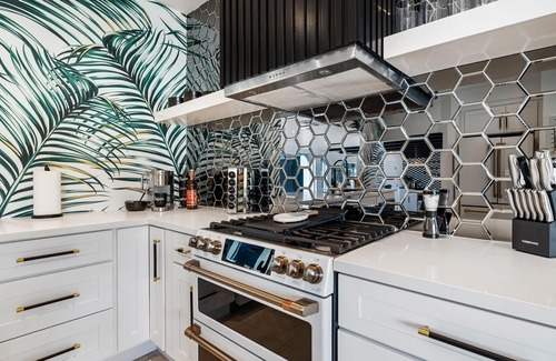 Little Tuscany House | Luxury Estate with Pool in Palm Springs