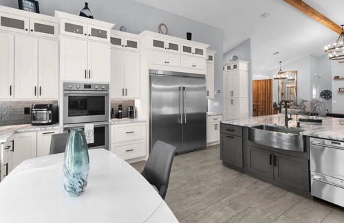 Naples House | Luxury executive home in private gulf Access community with marina 36' boat lift