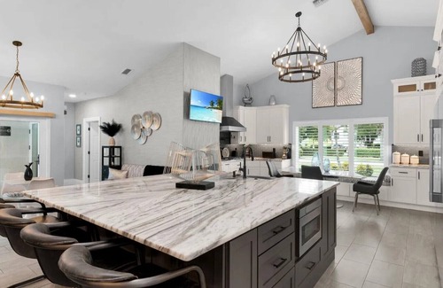 Naples House | Luxury executive home in private gulf Access community with marina 36' boat lift