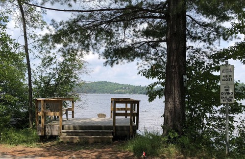 Huntsville House | Luxury Executive Muskoka Residence. Minutes to Golf, Skiing, Lakes, Fine Dining