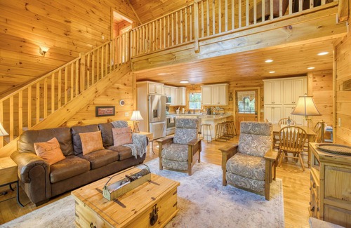 Ellijay Cabin | Luxury Fall Cabin Creekside + Game Room