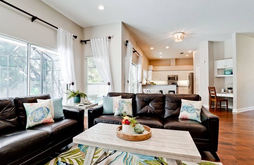 Bradenton House | Luxury Family Escape: Spacious 4BR, Pool, Close to AMI, Dining & Attractions!