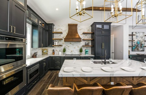 Saint Armands Key House | Luxury Family Home! Great Location! Heated Pool/Spa and Games! - The Big Top