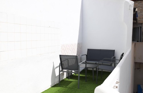 Sagunto Cottage | Luxury Fisherman’s House: 3BR, Modern Amenities, Near Puerto de Sagunto Beach